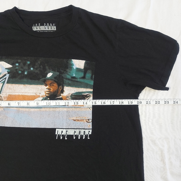 Ice Cube Impala graphic t-shirt, black, small - Picture 9 of 10
